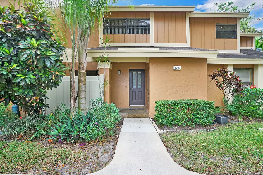 2007 NW 45th AVE, Coconut Creek, FL 33066