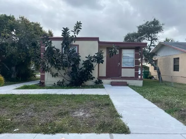 Riviera Beach, FL 33404,1265 Silver Beach RD