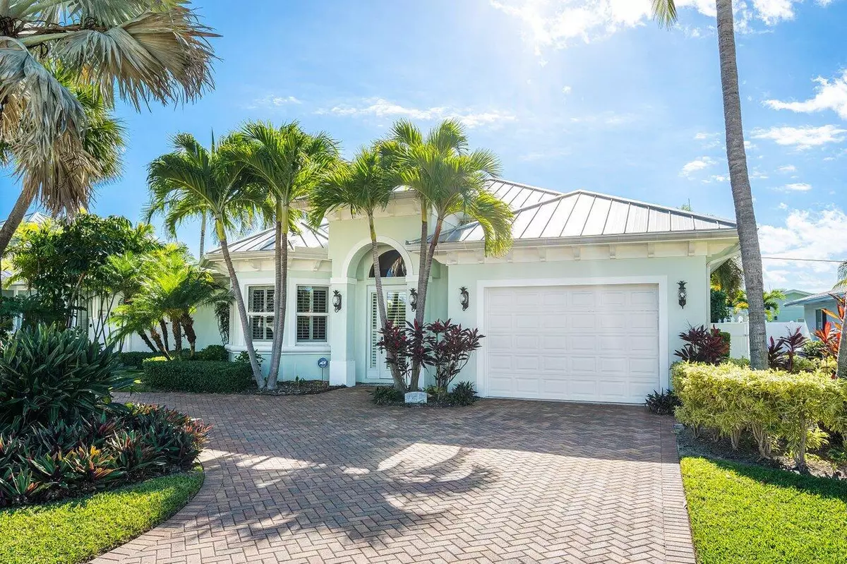 Palm Beach Shores, FL 33404,126 Blossom LN