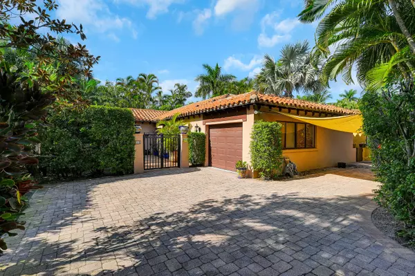 Manalapan, FL 33462,14 Little Pond RD