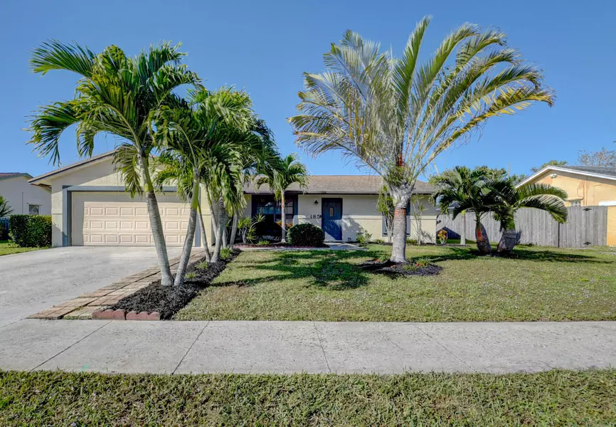 185 Dove CIR, Royal Palm Beach, FL 33411