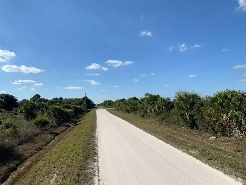 20222 NW 296th ST, Okeechobee, FL 34972