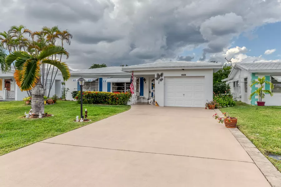 2721 W Golf BLVD, Pompano Beach, FL 33064