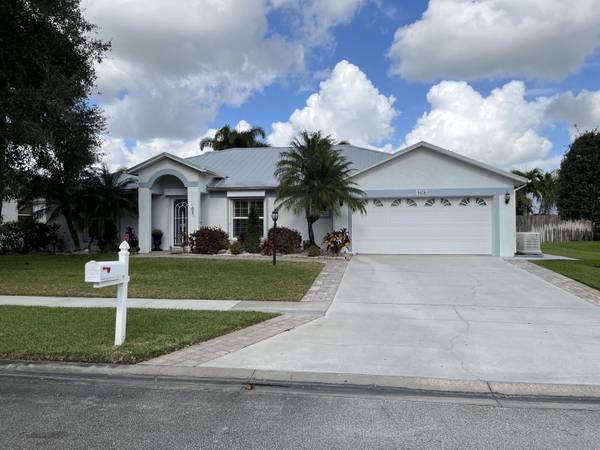 Vero Beach, FL 32968,5020 4th PL