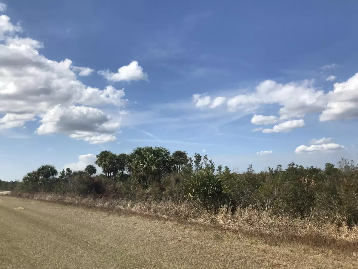 Okeechobee, FL 34972,15779 260th ST