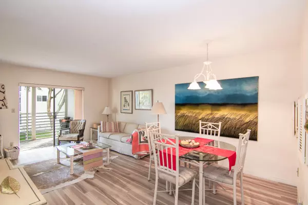 2856 S Garden DR 208, Lake Worth, FL 33461