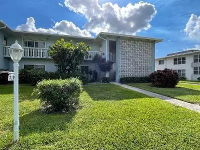 310 N North BLVD 2c, Boynton Beach, FL 33435