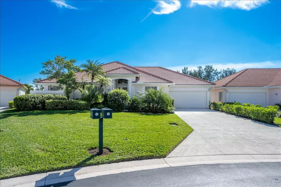 250 Eagleton Estates BLVD, Palm Beach Gardens, FL 33418