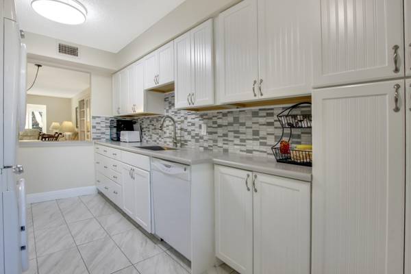 13690 Via Flora C, Delray Beach, FL 33484