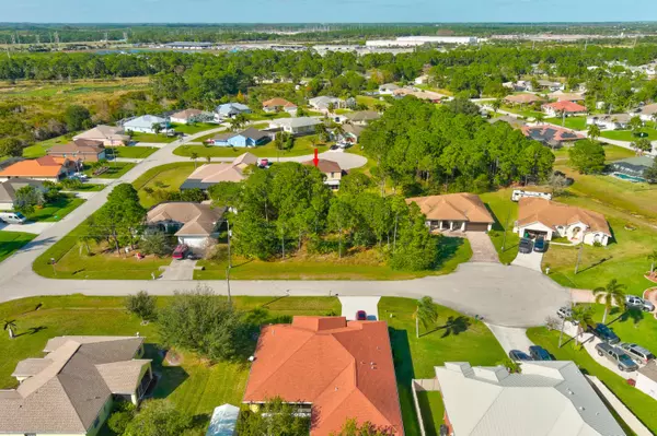 Port Saint Lucie, FL 34952,5832 NW Lomb CT