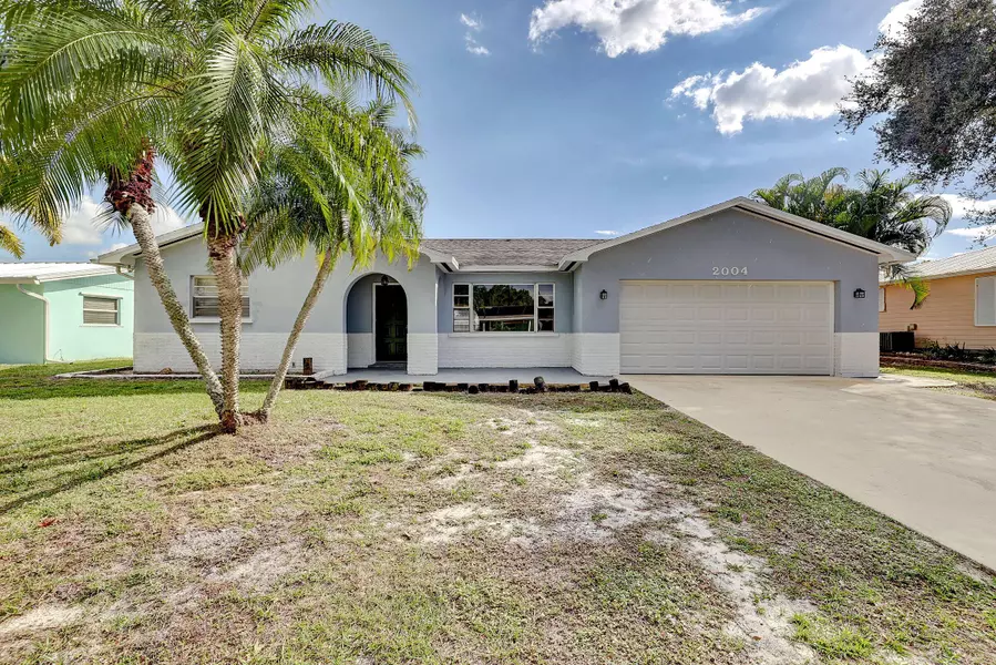 2004 SE Lafayette ST, Stuart, FL 34997