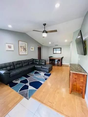 Lake Worth, FL 33463,6112 Strawberry Lakes CIR