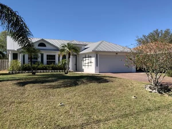 3620 SW Masilunas ST, Port Saint Lucie, FL 34953