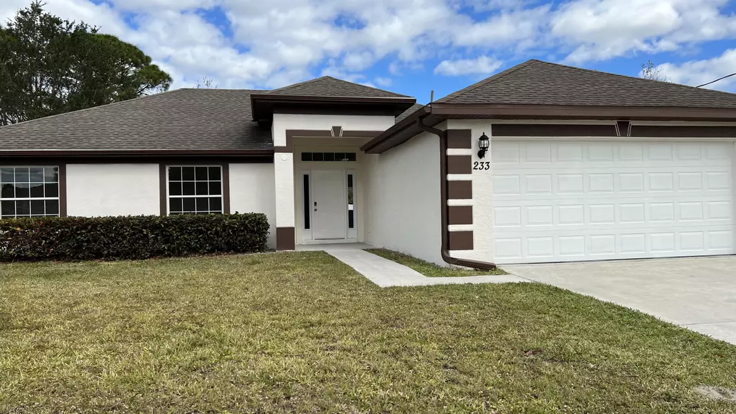 233 SW Kestor DR, Port Saint Lucie, FL 34953