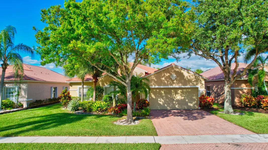 8332 Grand Messina CIR, Boynton Beach, FL 33472