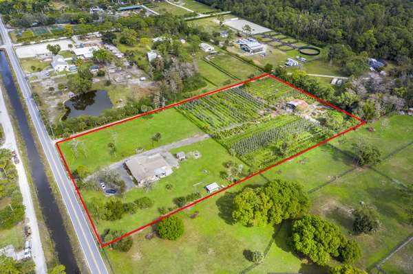 Loxahatchee Groves, FL 33470,1216 C RD