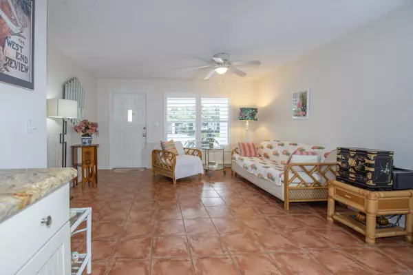 Lake Worth Beach, FL 33460,88 S 18th AVE