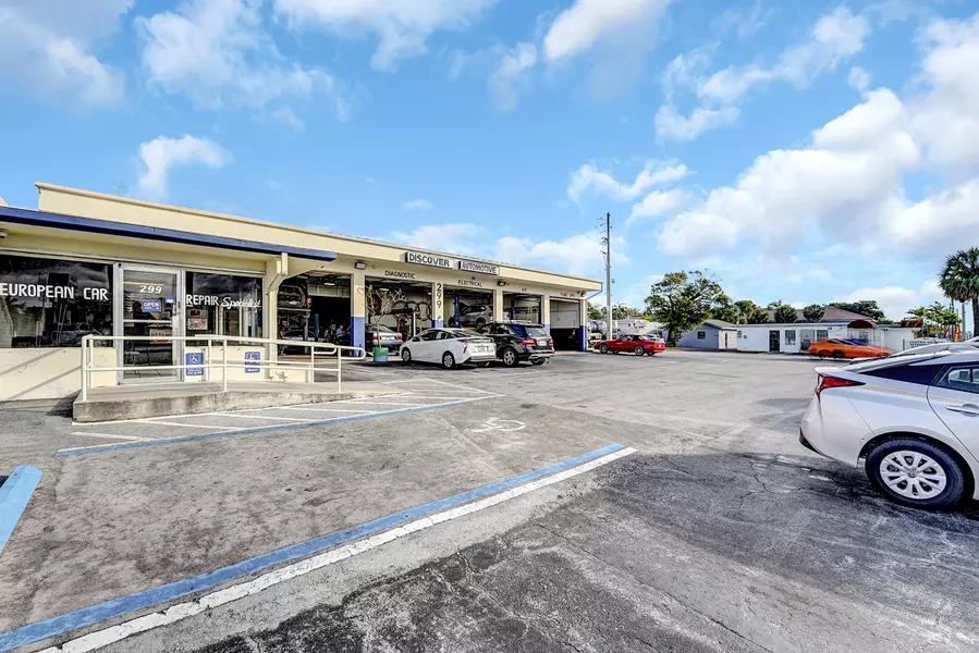 299 E Oakland Park BLVD, Oakland Park, FL 33334