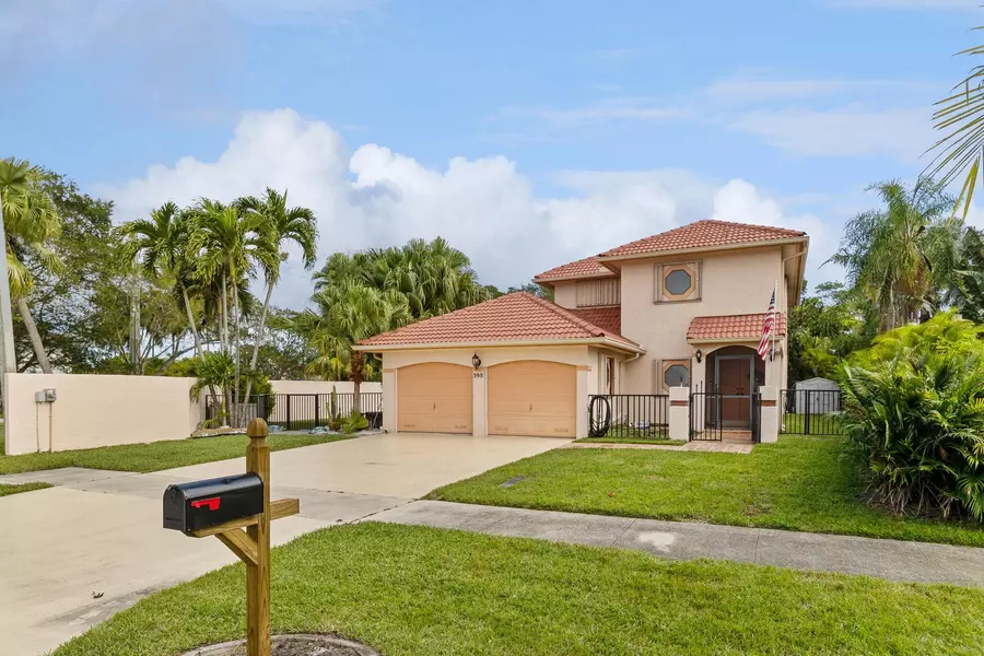 598 NW 38th AVE, Deerfield Beach, FL 33442