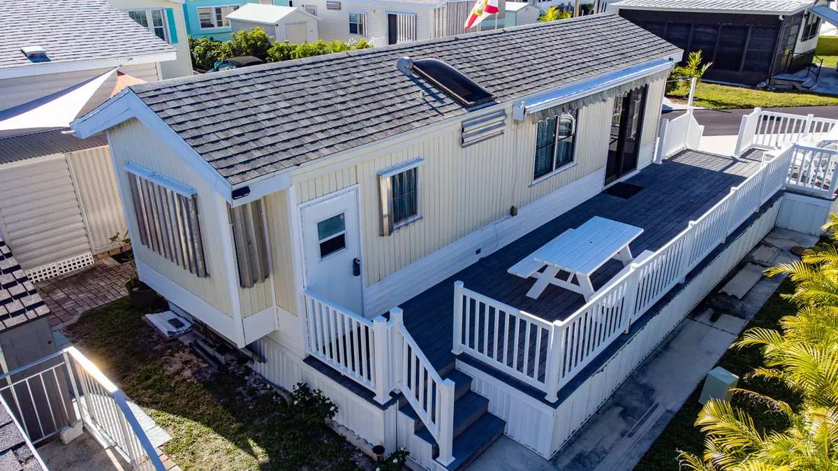 Fort Pierce, FL 34949,5288 Galley WAY