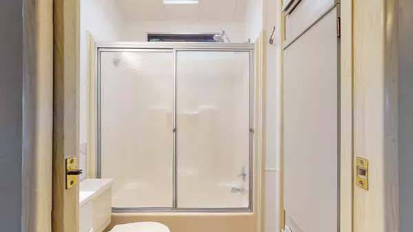 Fort Pierce, FL 34949,5288 Galley WAY