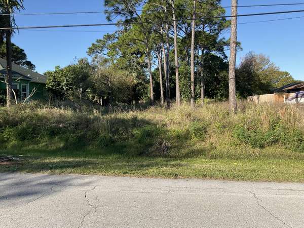 Fort Pierce, FL 34982,Tbd Hickory DR