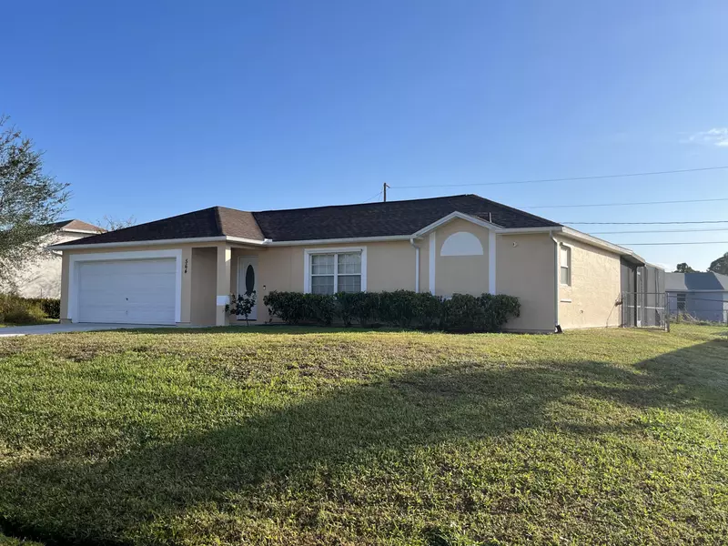 564 SW Columbus DR, Port Saint Lucie, FL 34953