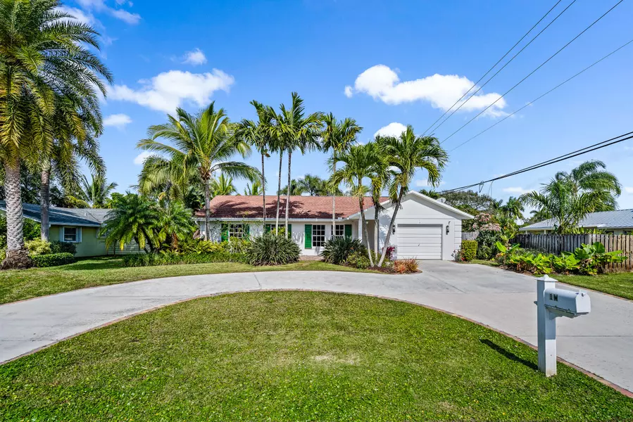 1 W Beverly RD, Jupiter, FL 33469