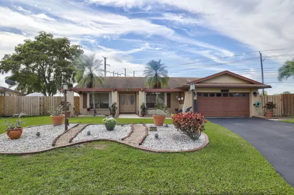 7050 NW 21st CT, Margate, FL 33063