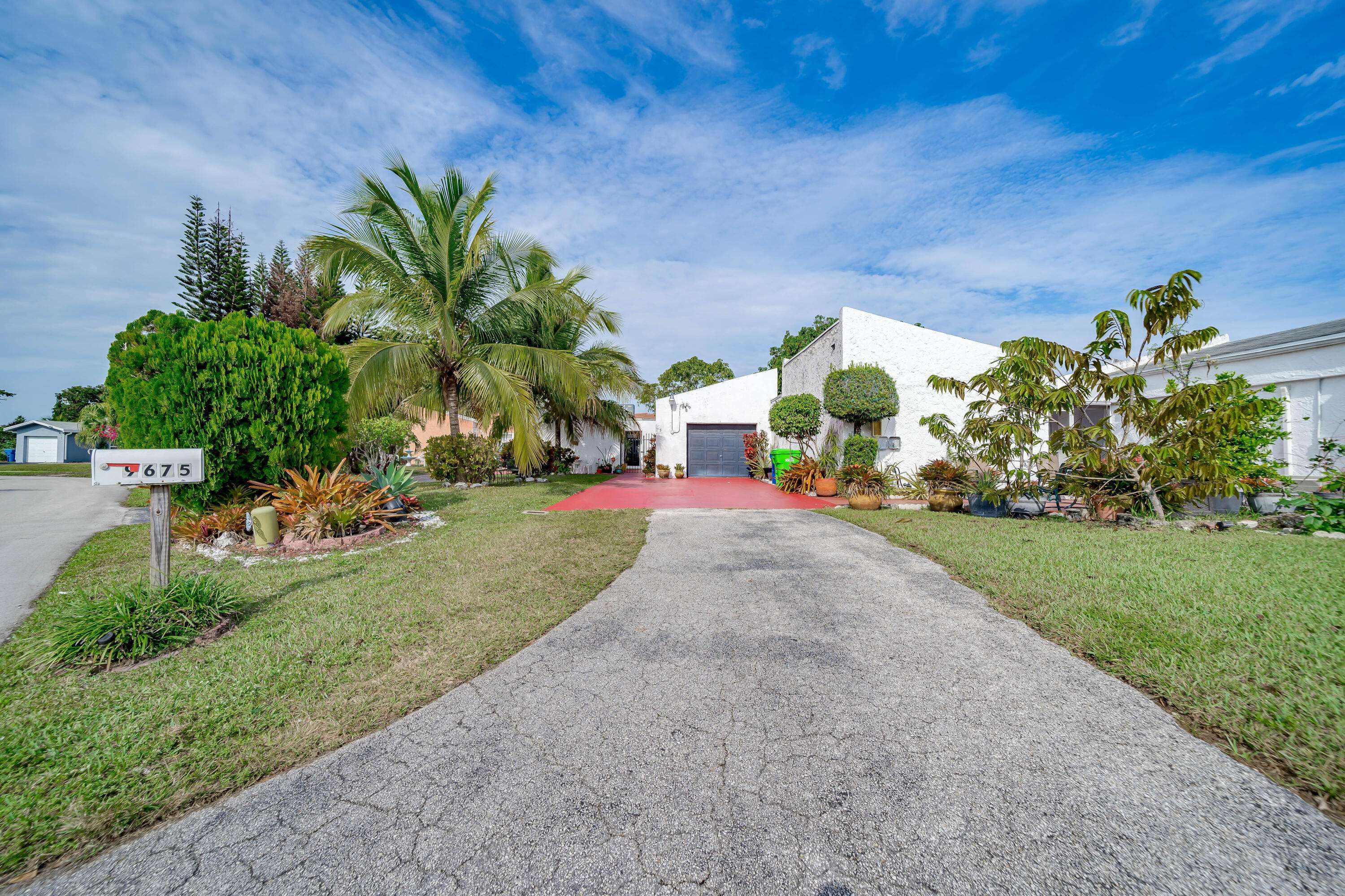 Sunrise, FL 33322,9675 NW 26th PL 5
