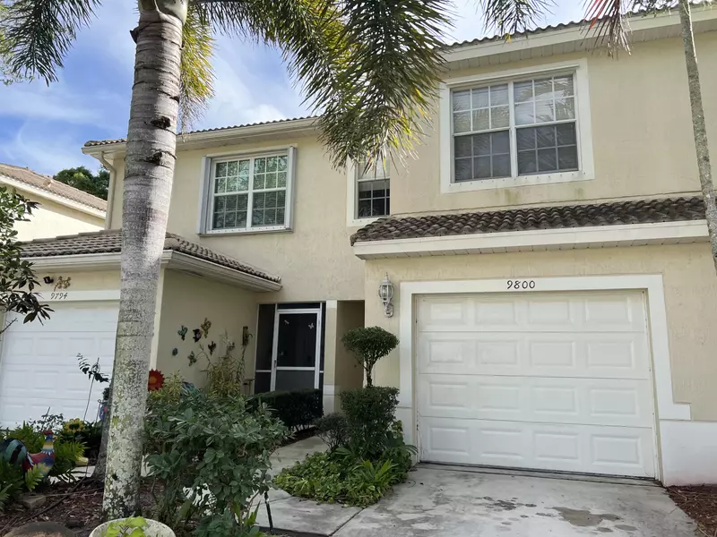 9800 Lago DR, Boynton Beach, FL 33472