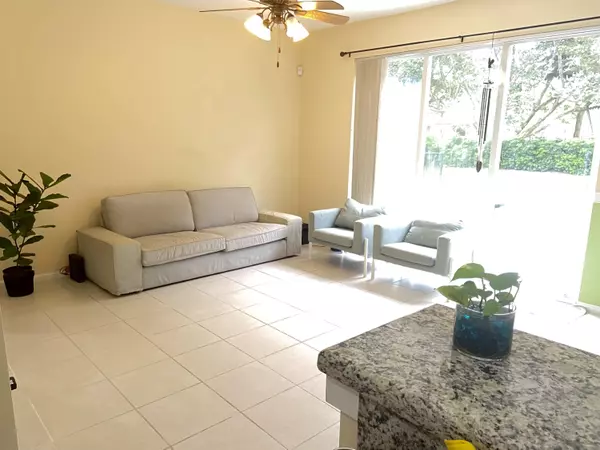 Boca Raton, FL 33498,18195 Boca Way DR