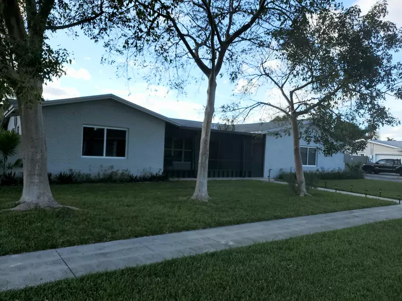 175 SW 127th AVE, Plantation, FL 33325