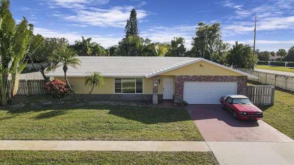 2480 Windsor RD,  Palm Beach Gardens,  FL 33410