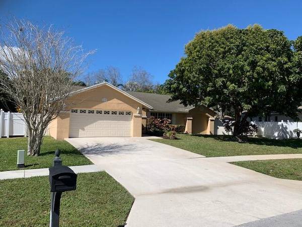 2635 Yarmouth DR, Wellington, FL 33414