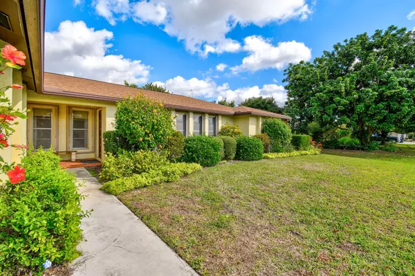 Lake Worth, FL 33467,74 W Plumosa LN