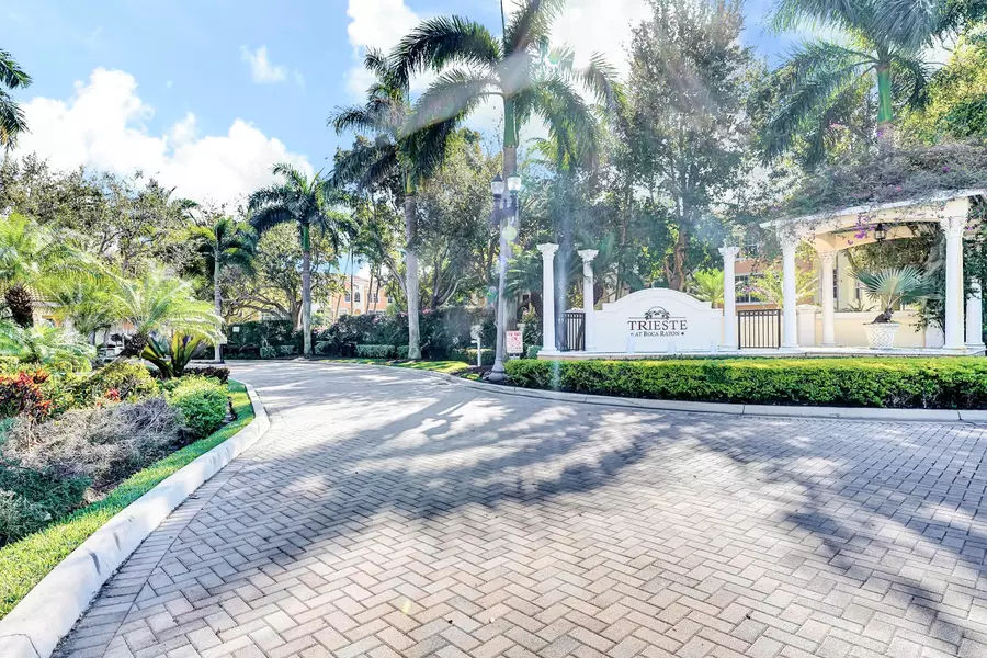 5590 NE Trieste TER, Boca Raton, FL 33487