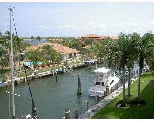 North Palm Beach, FL 33408,109 Paradise Harbour 409 BLVD