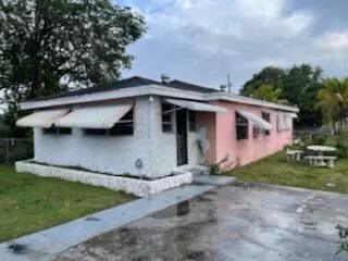 822 SW 6th ST, Homestead, FL 33030