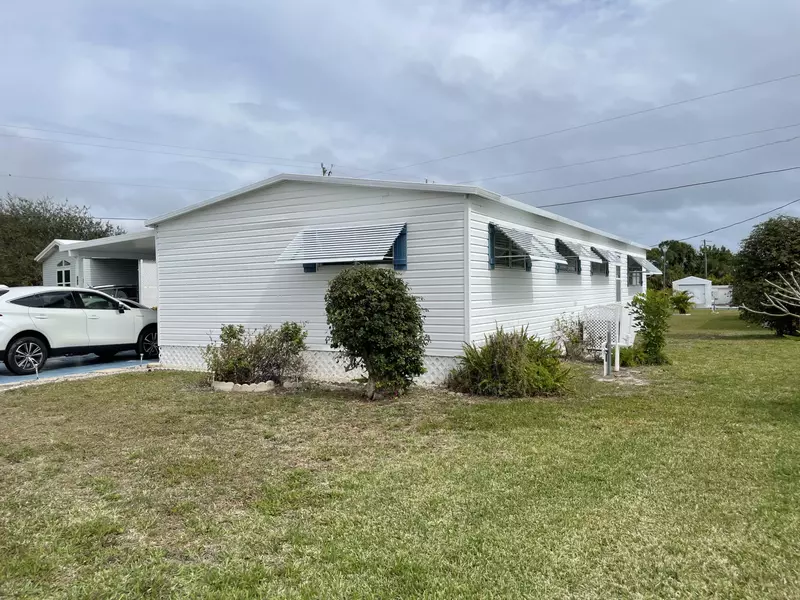 11055 SE Federal HWY 62, Hobe Sound, FL 33455