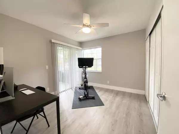 Boca Raton, FL 33486,5292 Buckhead CIR 103