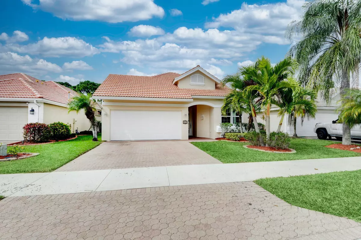 Port Saint Lucie, FL 34986,862 SW Munjack CIR