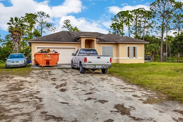 17817 Valencia BLVD, The Acreage, FL 33470