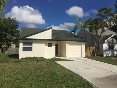20 Peachtree PL, Boynton Beach, FL 33436