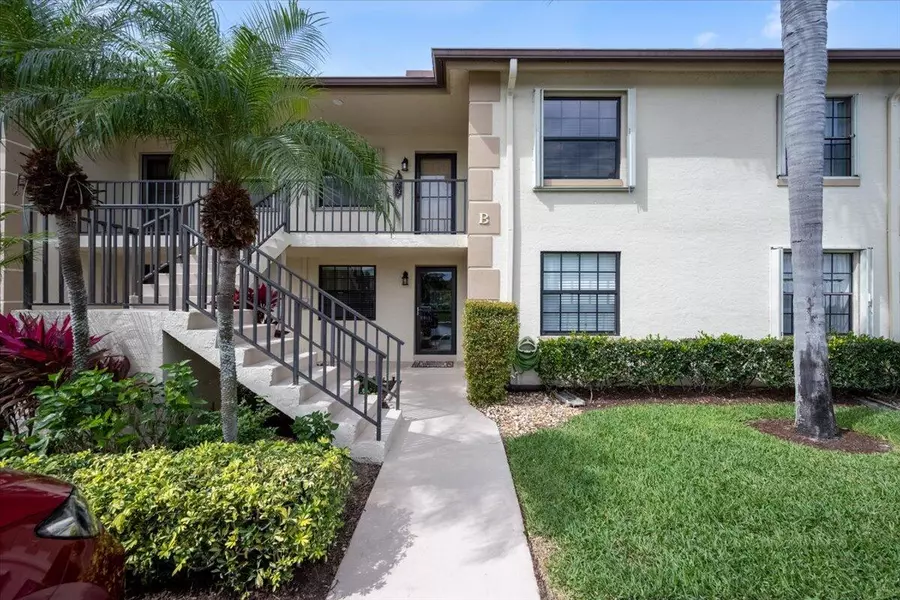 202 Pinecrest CIR B, Jupiter, FL 33458