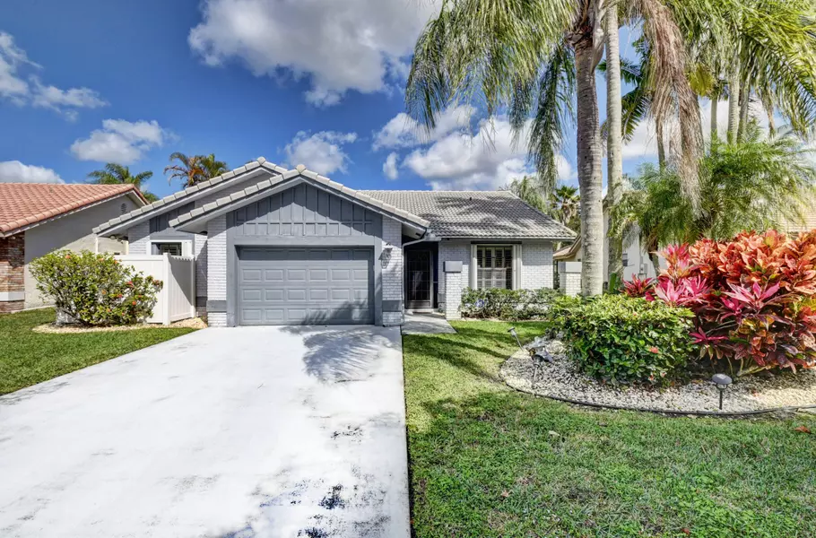 10119 Camelback LN, Boca Raton, FL 33498