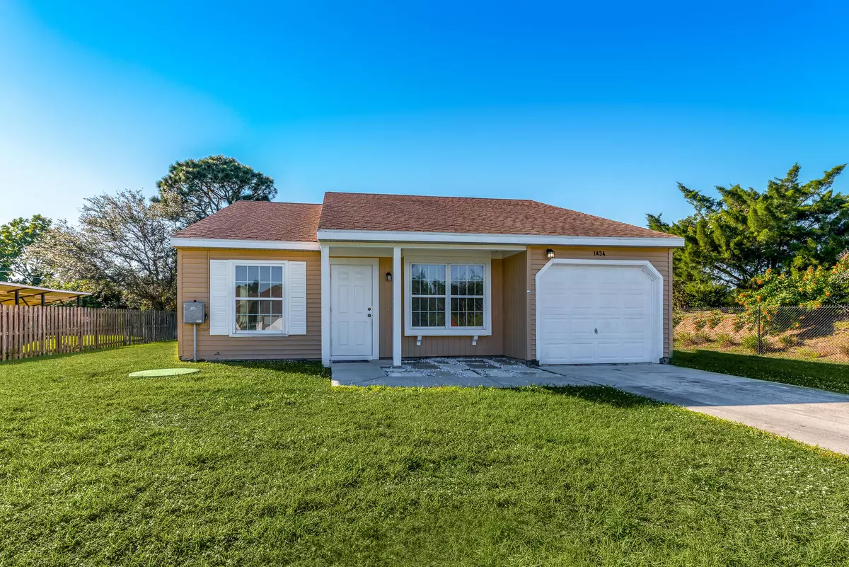 Port Saint Lucie, FL 34983,1434 SE Solar ST