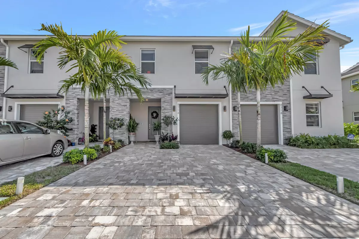 Lake Worth, FL 33467,8714 Via Mar Rosso