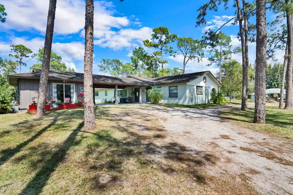 Loxahatchee Groves, FL 33470,15201 Timberlane PL