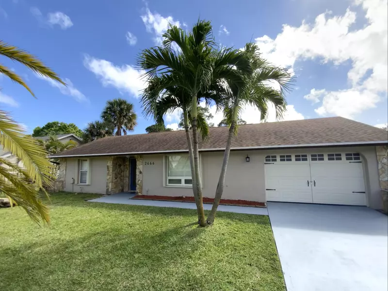 2466 SE Pascal AVE, Port Saint Lucie, FL 34952